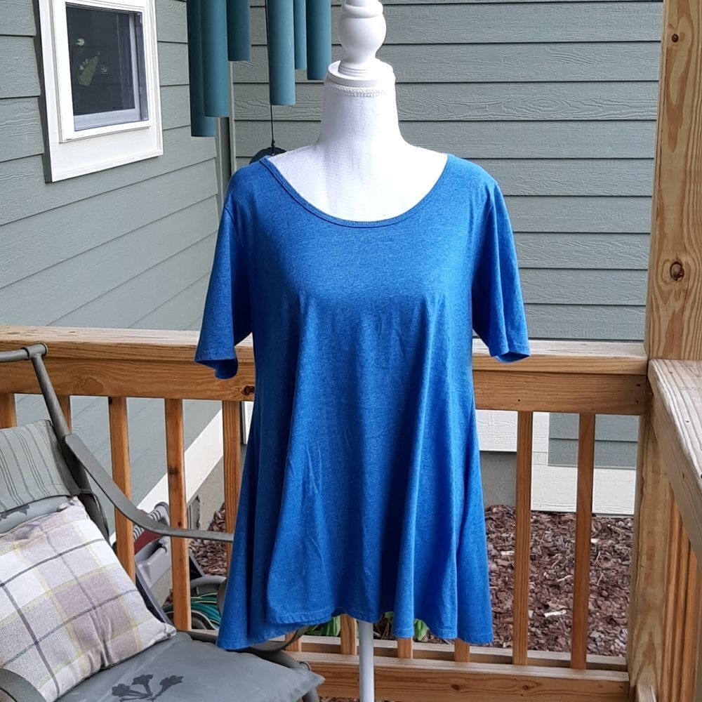 LulaRoe Size S Shirt/tunic